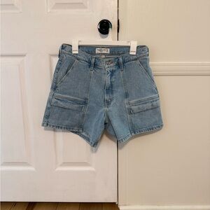 Abercrombie and Fitch the Dad Short High Rise Carpenter Shorts